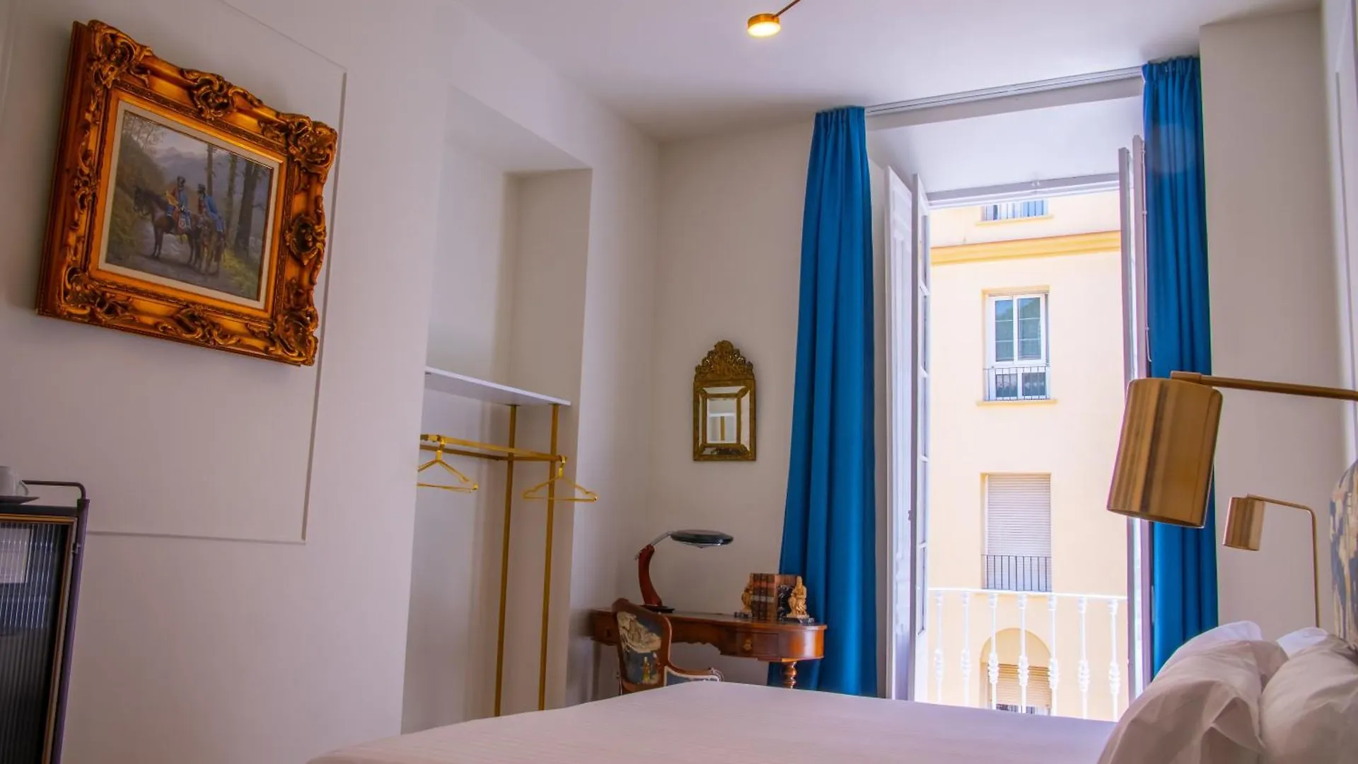 مالقة Pries Homes La Casa Azul 0*,