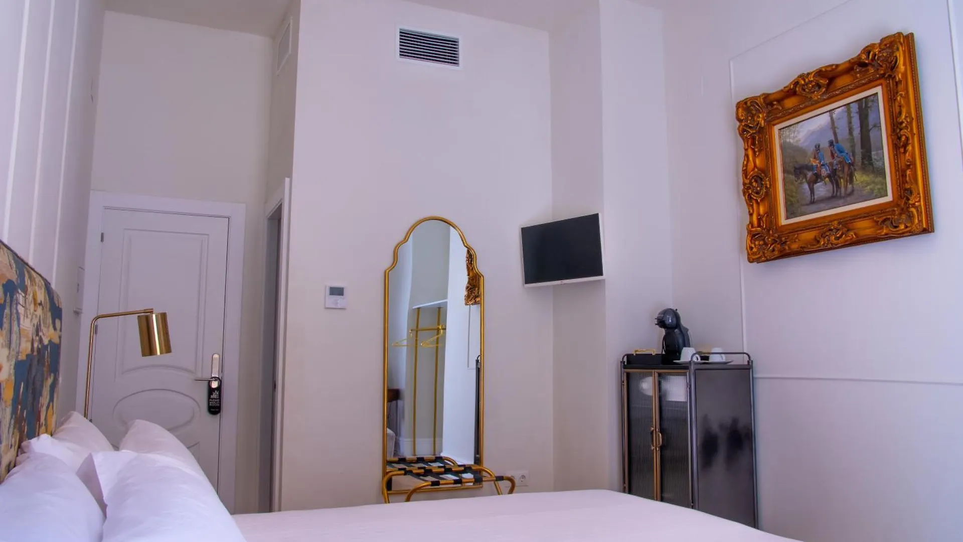 Pries Homes La Casa Azul Malaga 0*,