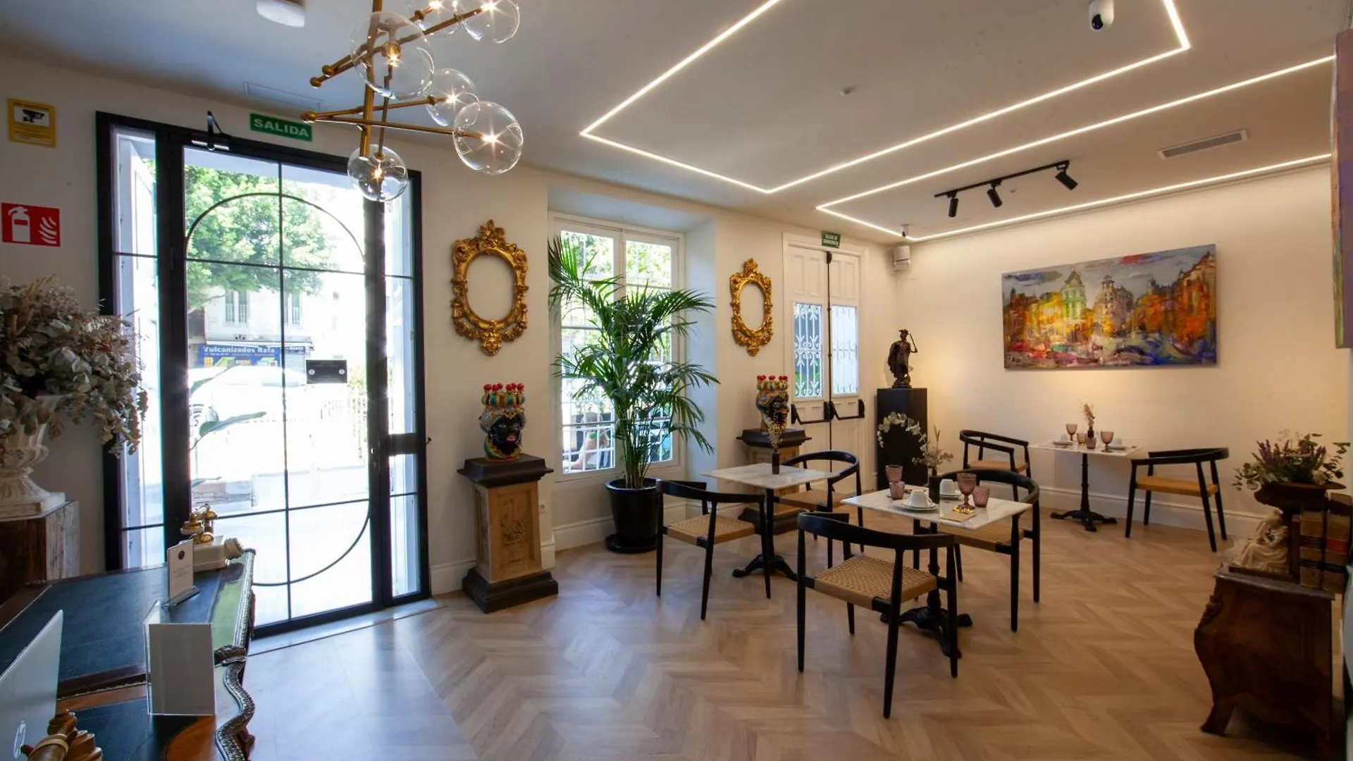 Pries Homes La Casa Azul Malaga 0*,  Spain